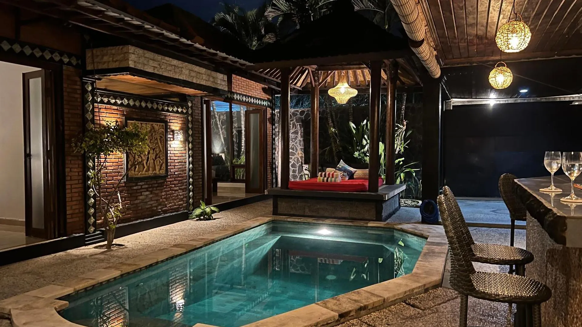 Villa Mutti Seminyak  0*, Seminyak (Bali)