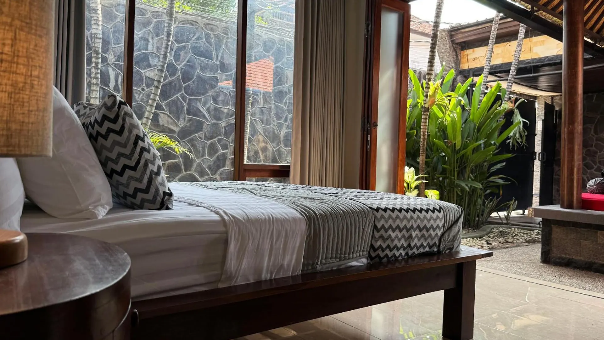 Villa Mutti Seminyak   Seminyak (Bali)